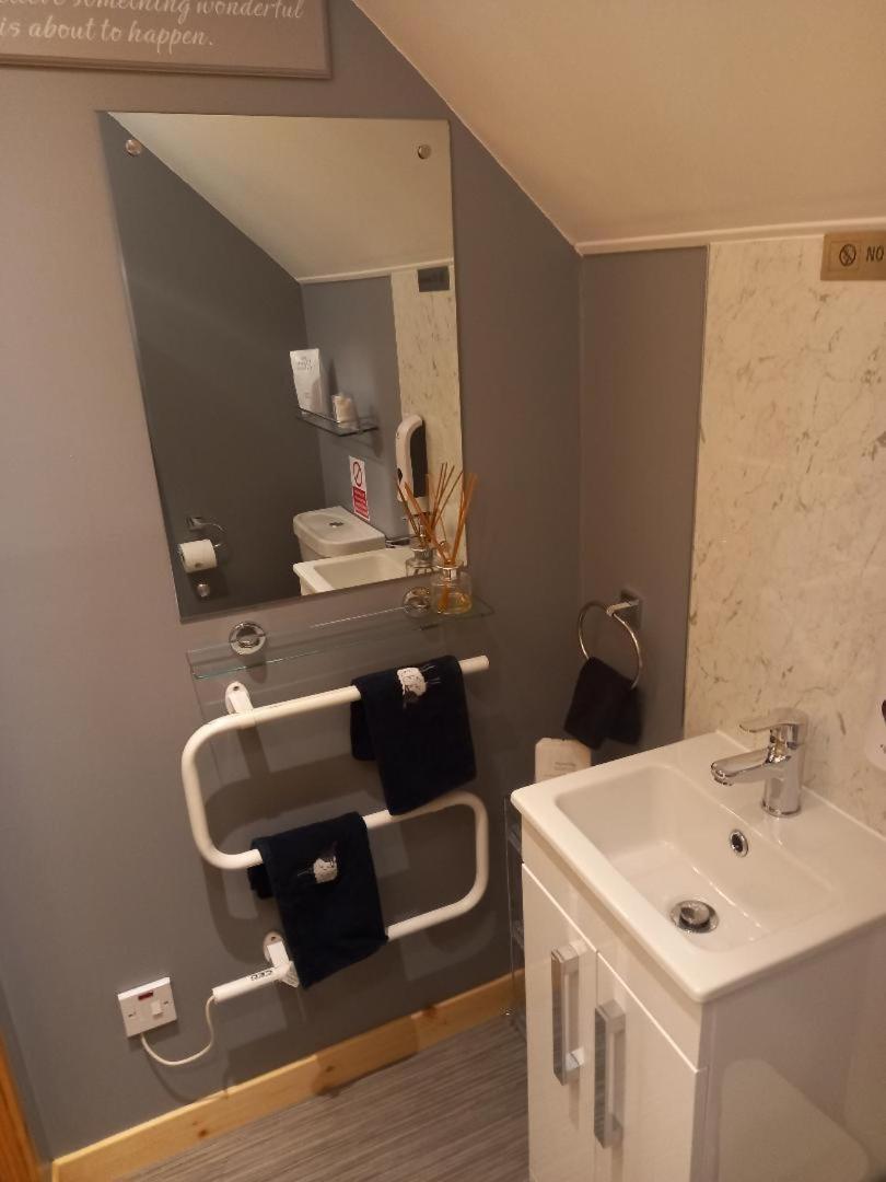Fairfield Townhouse Guest House Инвернес Екстериор снимка